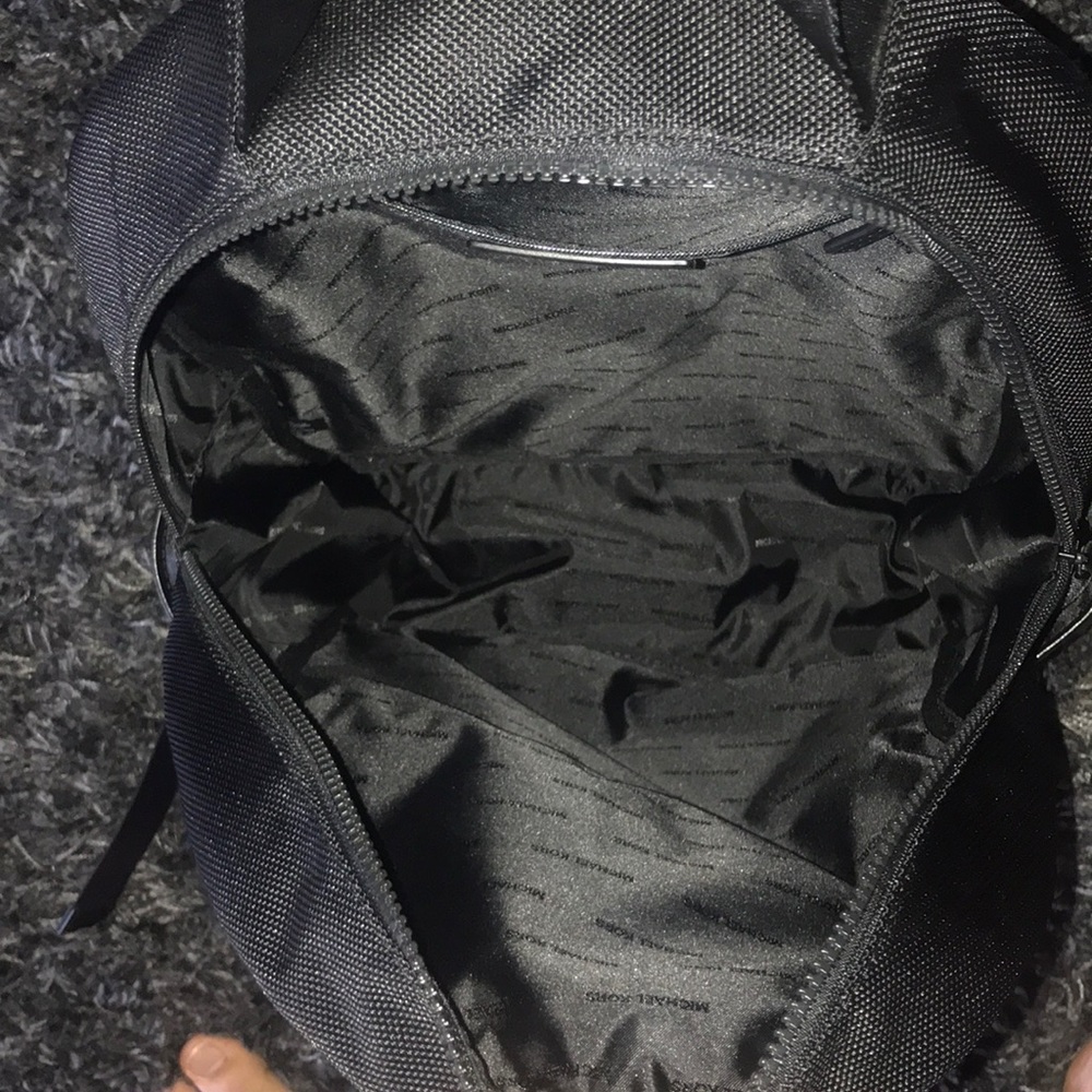 Men’s Michael Kors backpack in black - Picture 3 of 4